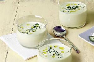 Chłodnik ogórkowy na bazie maślanki